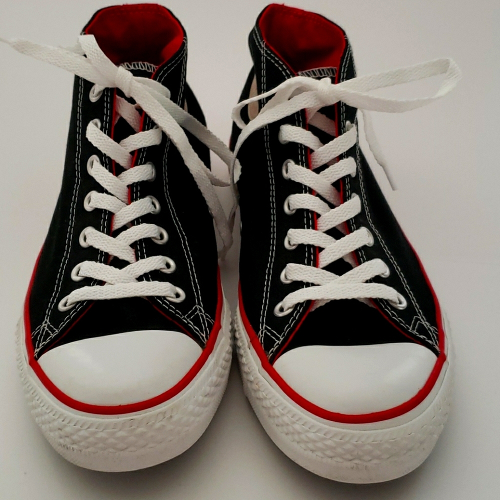 Chuck Taylor All Star Converse Hi Top Sneaker Black Canvas Unisex Men10/Women12